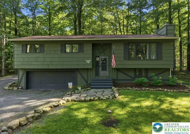 Photo 1 of Single family home for sale at 170 Onocop, Pocono Lake, PA 18347 | MLS# 783136 | Listing updated on 2026-09-01