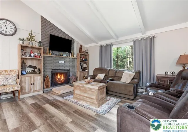 Photo 3 of Single family home for sale at 170 Onocop, Pocono Lake, PA 18347 | MLS# 783136 | Listing updated on 2026-09-01