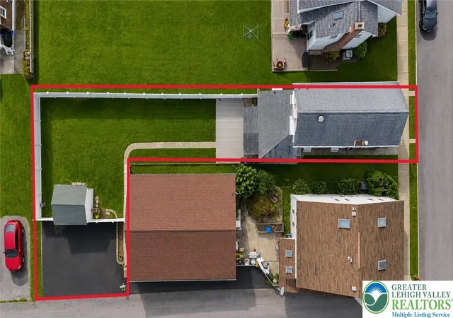 Photo 2 of Sale Pending at 124 E Greenwich St, Bethlehem, PA 18018 | MLS# 783148 | Listing updated on 2026-08-28