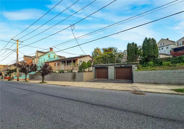 Photo 4 of Sale Pending at 1434 E 6th Street, Bethlehem, PA 18015 | MLS# 783147 | Listing updated on 2026-08-30