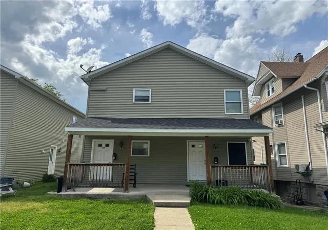 Photo 3 of Multi family home for sale at 913 Monroe Ave, Scranton City, PA 18510 | MLS# 783386 | Listing updated on 2026-08-27