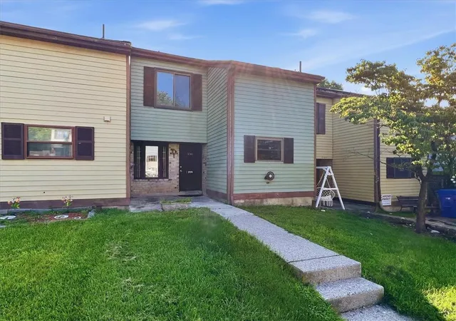 Photo 2 of Sale Pending at 1705 Sequoia Ct, South Whitehall Twp, PA 18104 | MLS# 783024 | Listing updated on 2026-09-01