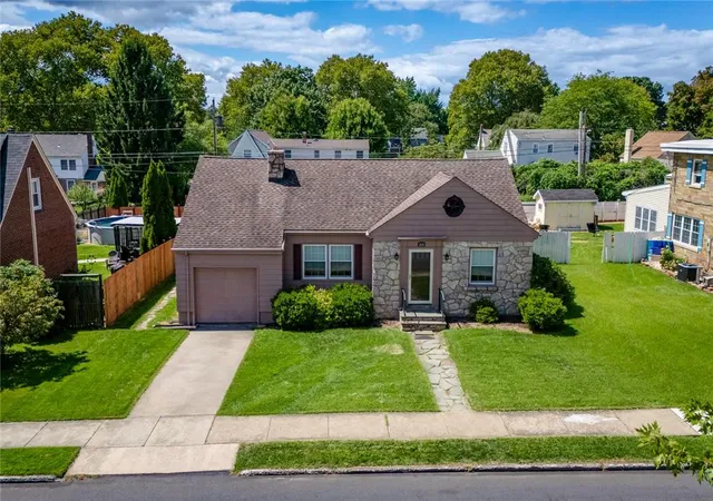 Photo 2 of Sale Pending at 2121 Worthington Ave, Bethlehem City, PA 18017 | MLS# 783397 | Listing updated on 2026-08-28