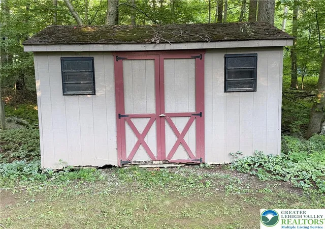 Photo 3 of Sale Pending at 21 Rocky Ln, Rockland Twp, PA 19539 | MLS# 783473 | Listing updated on 2026-10-11