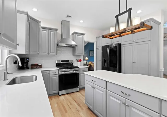 Photo 4 of Single family home for sale at 521 Deerfield Dr, Upper Nazareth Twp, PA 18064 | MLS# 783479 | Listing updated on 2026-09-01