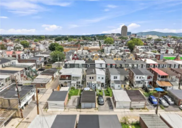 Photo 5 of Townhouse for sale at 132 N Madison St, Allentown City, PA 18102 | MLS# 783432 | Listing updated on 2026-08-29