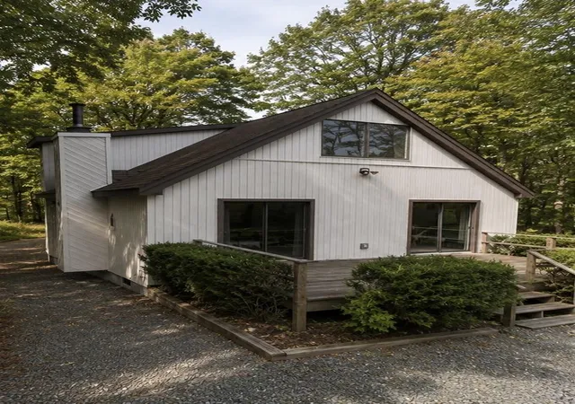 Photo 2 of Single family home for sale at 121 Nosirrah Rd, Penn Forest Twp, PA 18210 | MLS# 782933 | Listing updated on 2026-08-28