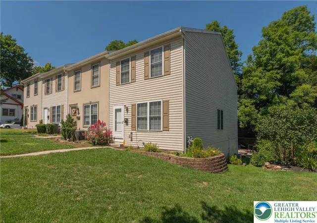 Photo 15 of Townhouse for sale at 2117 W Walnut St, Allentown City, PA 18104 | MLS# 783348 | Listing updated on 2026-08-27