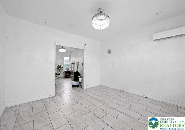 Photo 3 of Townhouse for sale at 640 N Lumber St, Allentown City, PA 18102 | MLS# 783477 | Listing updated on 2026-09-01