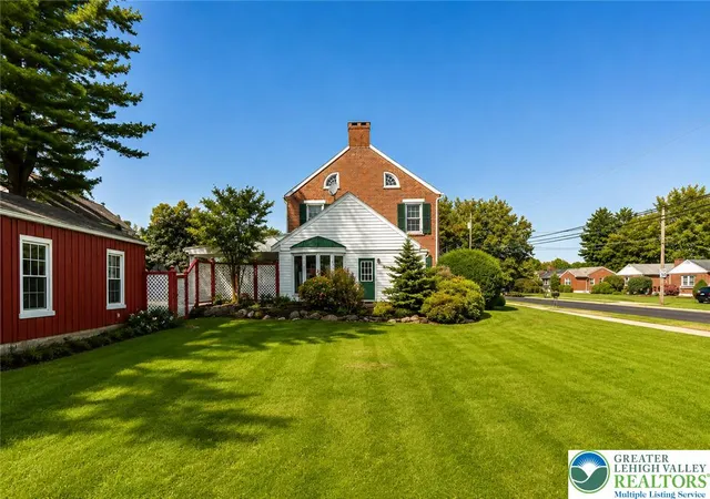 Photo 4 of Single family home for sale at 1742 Butztown Rd, Bethlehem City, PA 18017 | MLS# 783157 | Listing updated on 2026-08-31