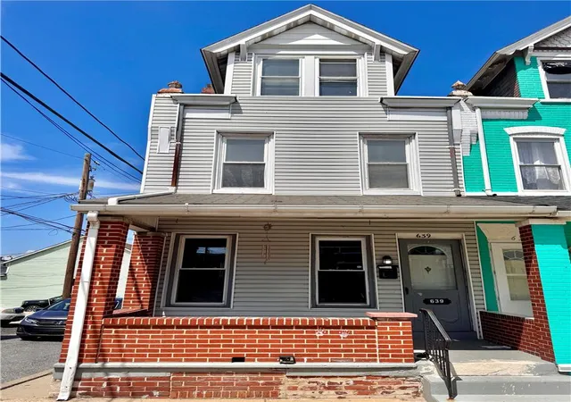 Photo 1 of Townhouse for sale at 639 W Greenleaf St, Allentown City, PA 18102 | MLS# 783184 | Listing updated on 2026-08-28