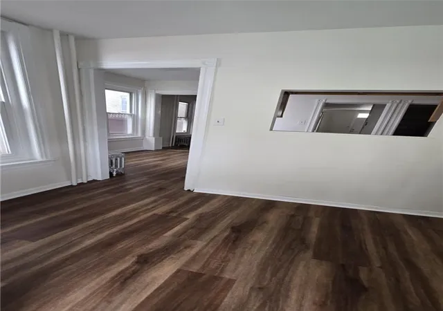 Photo 3 of Single family home for sale at 630 4Th St, Allentown City, PA 18102 | MLS# 783587 | Listing updated on 2026-09-29