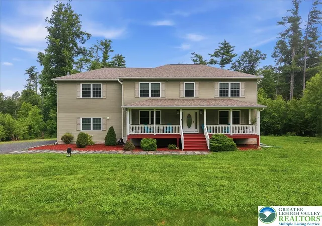 Photo 1 of Single family home for sale at 5032 Custard Rd, Stroudsburg, PA 18360 | MLS# 783726 | Listing updated on 2026-09-01