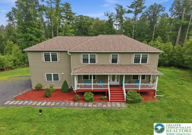 Photo 2 of Single family home for sale at 5032 Custard Rd, Stroudsburg, PA 18360 | MLS# 783726 | Listing updated on 2026-09-01
