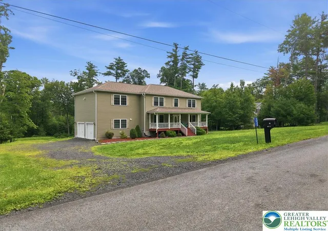 Photo 5 of Single family home for sale at 5032 Custard Rd, Stroudsburg, PA 18360 | MLS# 783726 | Listing updated on 2026-09-01