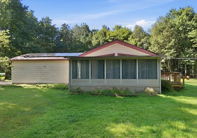 Photo 3 of Single family home for sale at 81 Parker Trl, Albrightsville, PA 18210 | MLS# 783721 | Listing updated on 2026-09-01