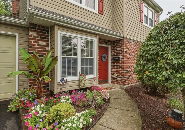 Photo 5 of Single family home for sale at 1963 Latta St, Allentown, PA 18104 | MLS# 783435 | Listing updated on 2026-09-01