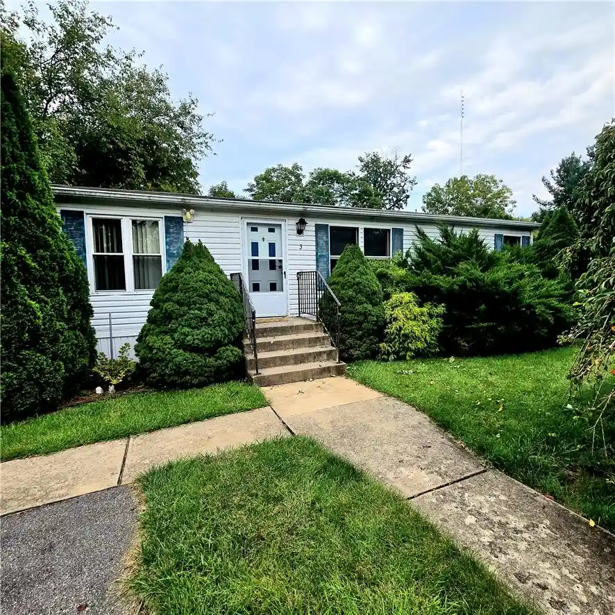Photo 1 of Manufactured home for sale at 3 Canterbury Ct, Easton, PA 18040 | MLS# 783815 | Listing updated on 2026-10-27