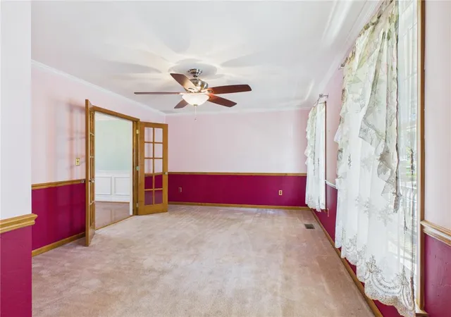 Photo 4 of Single family home for sale at 905 Cornwallis Dr, Easton, PA 18040 | MLS# 783678 | Listing updated on 2026-10-11
