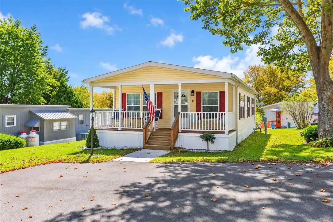 Photo 1 of Manufactured home for sale at 2 Woodview Ct, Bath, PA 18014 | MLS# 783932 | Listing updated on 2026-10-25