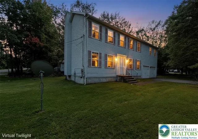 Photo 3 of Single family home for sale at 1226 Country Pl Dr, Tobyhanna, PA 18466 | MLS# 783618 | Listing updated on 2026-10-12