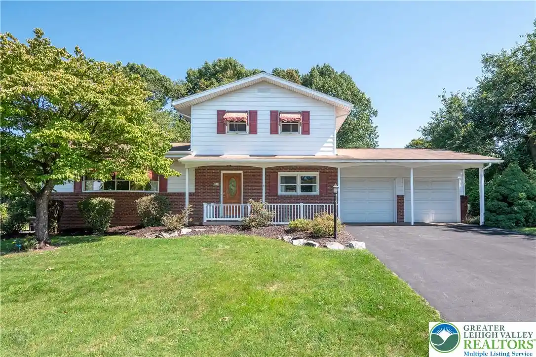 Photo 1 of Sale Pending at 2530 Rosewood Dr, Bethlehem, PA 18017 | MLS# 784862 | Listing updated on 2026-10-12