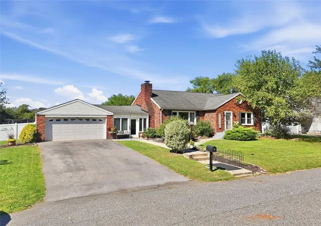 Photo 3 of Sale Pending at 1122 Americus Ave, Allentown, PA 18103 | MLS# 785102 | Listing updated on 2026-10-04