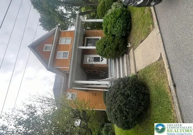Photo 1 of Single family home for sale at 116 Washington St, Wind Gap, PA 18091 | MLS# 785110 | Listing updated on 2026-10-07