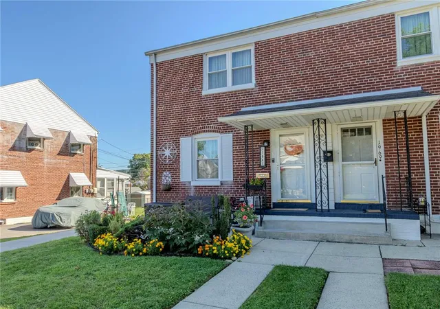 Photo 2 of Sale Pending at 1967 S 6th Street, Allentown, PA 18103 | MLS# 784935 | Listing updated on 2026-09-28