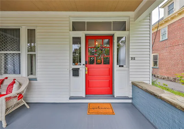 Photo 2 of Single family home for sale at 212 W Burke St, Easton, PA 18042 | MLS# 785164 | Listing updated on 2026-09-29