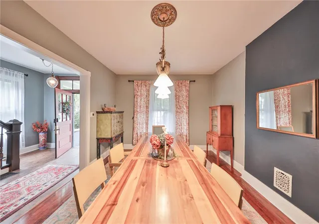 Photo 3 of Single family home for sale at 212 W Burke St, Easton, PA 18042 | MLS# 785164 | Listing updated on 2026-09-29