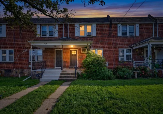 Photo 3 of Townhouse for sale at 705 Spring St, Bethlehem, PA 18018 | MLS# 785186 | Listing updated on 2026-10-12
