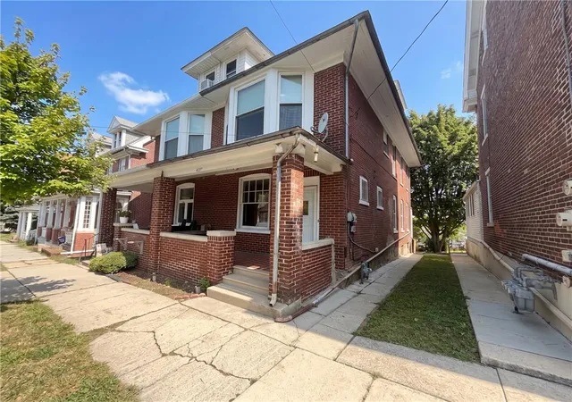 Photo 2 of Sale Pending at 428 North St, Bethlehem, PA 18018 | MLS# 785283 | Listing updated on 2026-10-05