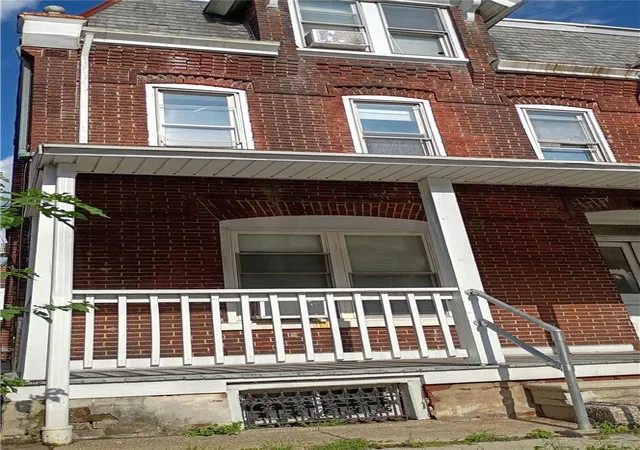 Photo 1 of Sale Pending at 709 N 6th Street #1, Allentown, PA 18102 | MLS# 785198 | Listing updated on 2026-09-29
