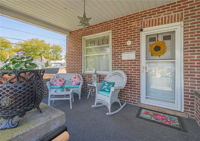 Photo 2 of Sale Pending at 9 W Laurel St, Bethlehem, PA 18018 | MLS# 784842 | Listing updated on 2026-10-08