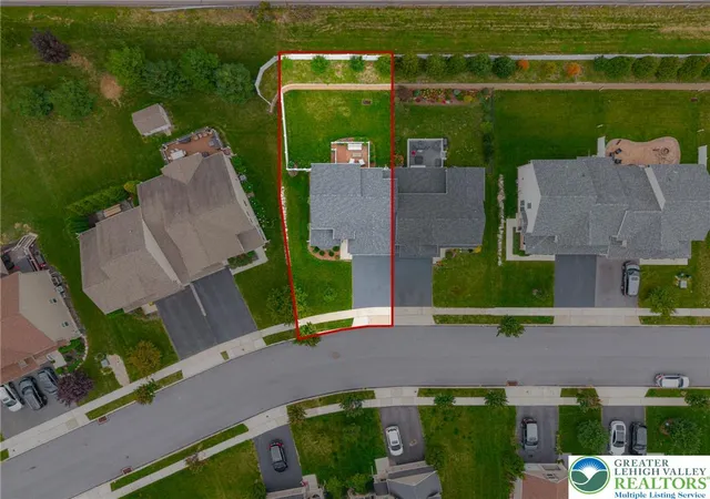 Photo 36 of Sale Pending at 963 Spring White Dr, Breinigsville, PA 18031 | MLS# 785355 | Listing updated on 2026-10-07