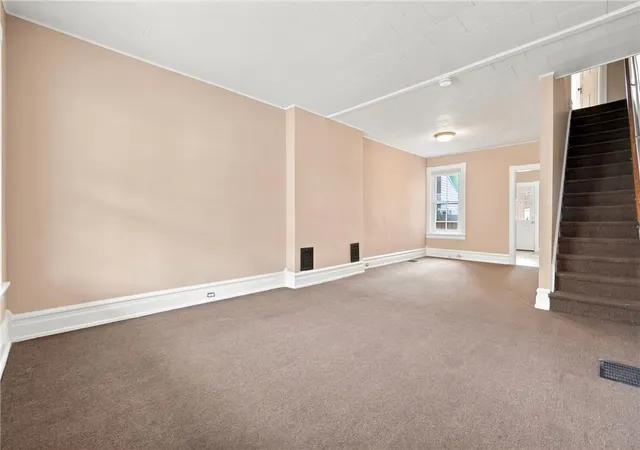 Photo 3 of Sale Pending at 1019 Allen St, Allentown, PA 18102 | MLS# 783920 | Listing updated on 2026-10-03