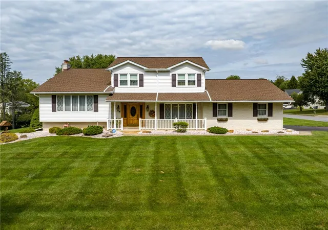 Photo 1 of Sale Pending at 385 Apollo Dr, Bethlehem, PA 18017 | MLS# 784893 | Listing updated on 2026-10-06