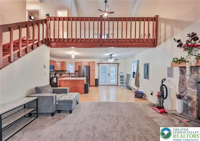 Photo 2 of Single family home for sale at 2114 Lakeview Rd, Bushkill, PA 18324 | MLS# 785441 | Listing updated on 2026-09-30