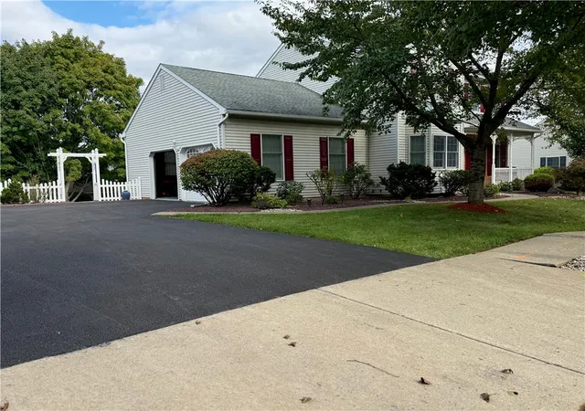 Photo 3 of Sale Pending at 4440 Jasmine Dr, Bethlehem, PA 18020 | MLS# 785296 | Listing updated on 2026-10-04