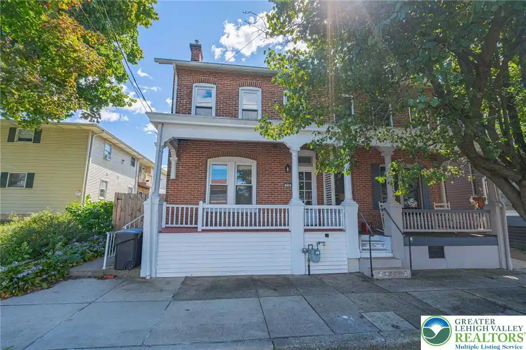 Photo 1 of Sale Pending at 538 Broad St, Emmaus, PA 18049 | MLS# 783878 | Listing updated on 2026-10-16