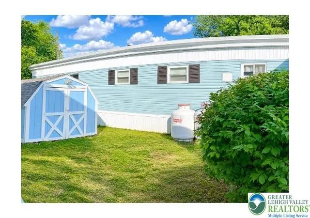 Photo 3 of Manufactured home for sale at 1190 Grange Rd #O4, Allentown, PA 18106 | MLS# 785579 | Listing updated on 2026-10-06