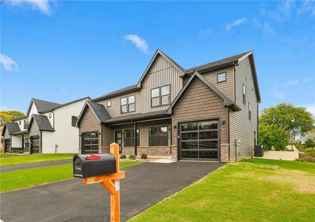 Single family home for sale at 832 Hunter St, Catasauqua, PA 18032 | MLS# 785414