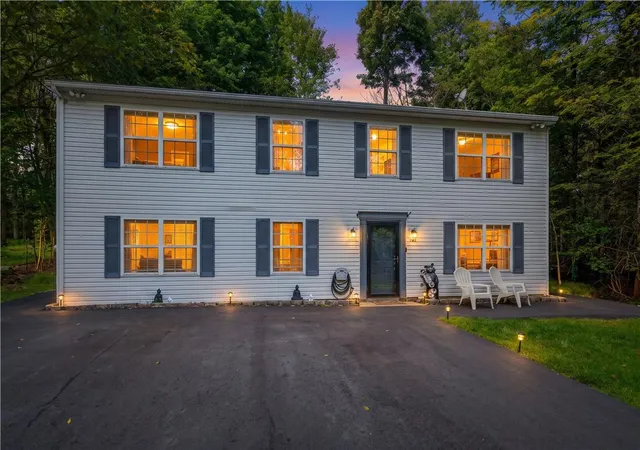 Photo 2 of Single family home for sale at 2731 Bonnyview Ln, Tobyhanna, PA 18466 | MLS# 785627 | Listing updated on 2026-10-03