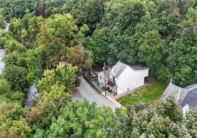 Photo 2 of Sale Pending at 215 Schuylkill Ave, Tamaqua, PA 18252 | MLS# 785628 | Listing updated on 2026-10-06