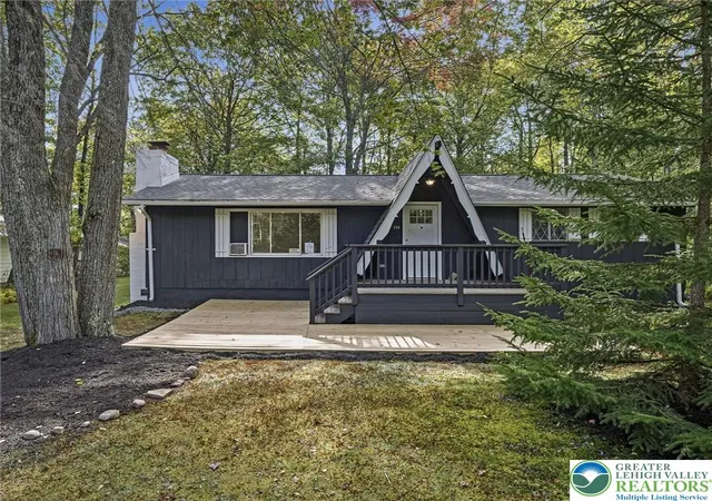 Photo 1 of Single family home for sale at 154 Squaw Trl, Pocono Lake, PA 18347 | MLS# 785616 | Listing updated on 2026-10-09