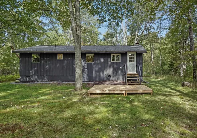Photo 2 of Single family home for sale at 154 Squaw Trl, Pocono Lake, PA 18347 | MLS# 785616 | Listing updated on 2026-10-09