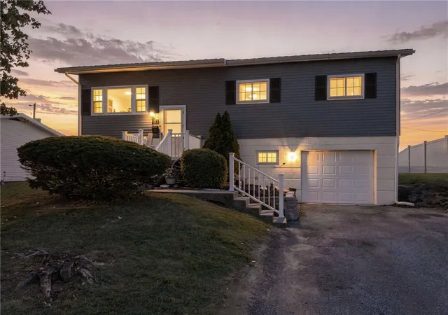 Photo 2 of Sale Pending at 723 Circle Dr, Catasauqua, PA 18032 | MLS# 785170 | Listing updated on 2026-10-08