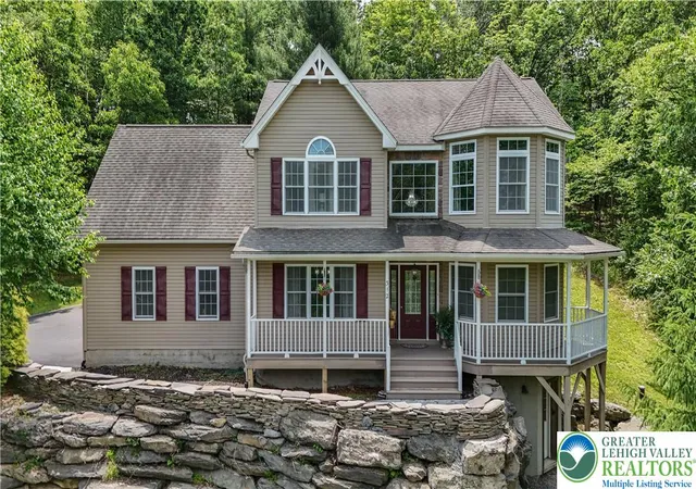 Photo 1 of Single family home for sale at 312 Reagan Dr, East Stroudsburg, PA 18301 | MLS# 785671 | Listing updated on 2026-10-05