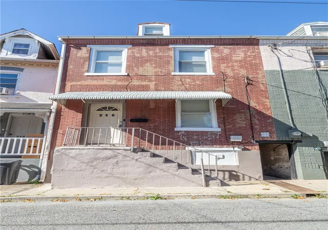 Photo 1 of Townhouse for sale at 216 N Railroad St, Allentown, PA 18102 | MLS# 784990 | Listing updated on 2026-10-05